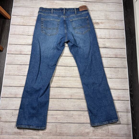 Levi's Signature Jeans Men's 36 Regular Fit Bootcut Blue Denim Pants - Picture 8 of 10
